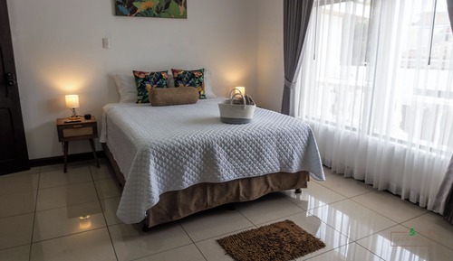 Deluxe Double Room Single Use, 1 Queen Bed with Sofa bed, Non Smoking, Private Bathroom