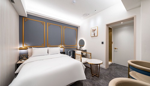 Premium Double Room