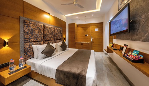 Deluxe Room, City View