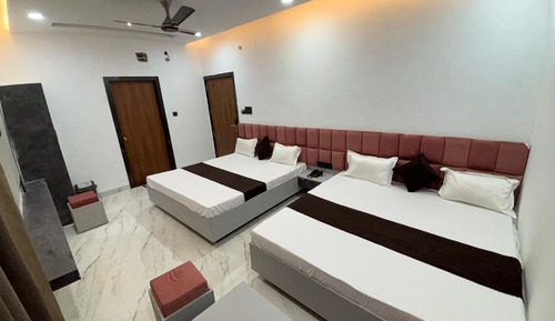 Luxury Quadruple Room, Balcony, Mountain View
