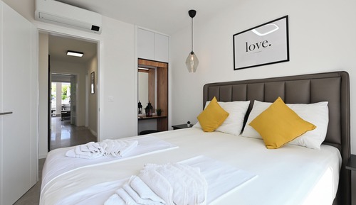Deluxe Apartment, 4 Bedrooms, Private Pool, Pool View