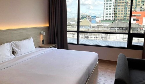 Deluxe Double or Twin Room