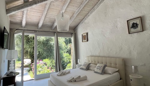 Luxury Double Room, Pool View