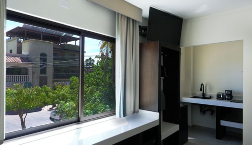 Standard Room, 2 Queen Beds, City View