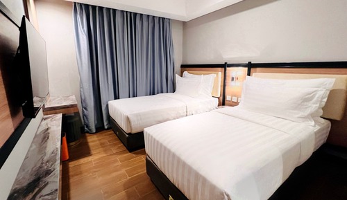 Superior Twin Room