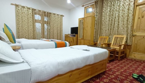 Deluxe Room, Garden View