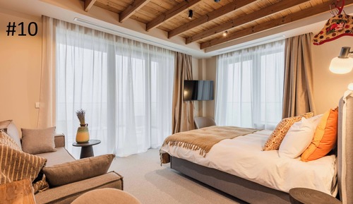 Premium Double Room, Panoramic View, Bathtub and Loggia #4 #10