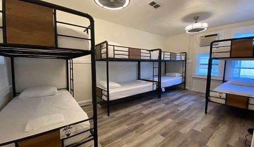 Comfort Shared Dormitory, Garden View