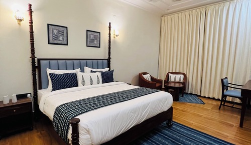 Royal Room, Mountain View