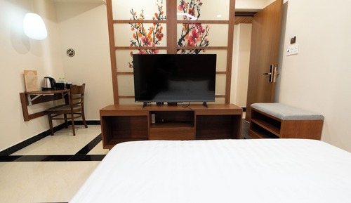 Deluxe Room, 1 King Bed