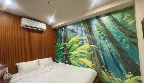 Basic Room, 1 King Bed