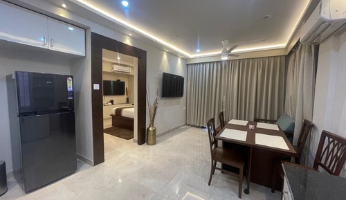 Superior Suite, City View