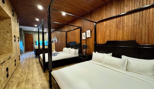 Family Suite, Balcony, Garden View