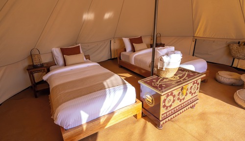 Deluxe Tent, 2 Twin Beds, Desert View
