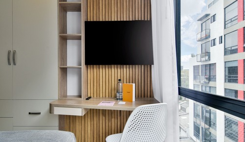 Apartment (501)