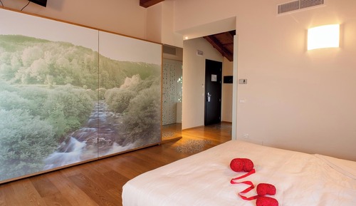 Junior Double Room