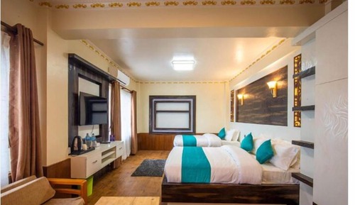 Family Studio Suite, Balcony, Mountain View