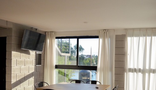 Deluxe Duplex, 3 Bedrooms, Lake View