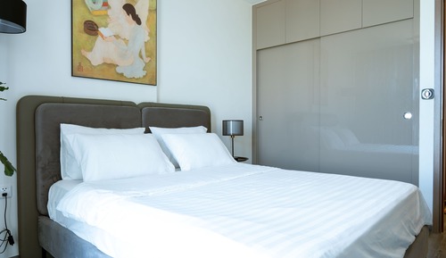 Superior Studio, 1 Queen Bed, Kitchen, City View