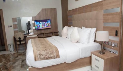 Economy Room, Balcony, City View