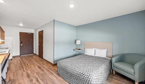 Suite, 1 Queen Bed, Accessible, Non Smoking