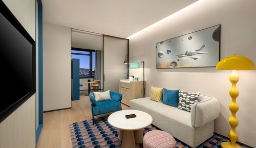 Suite, 1 King Bed