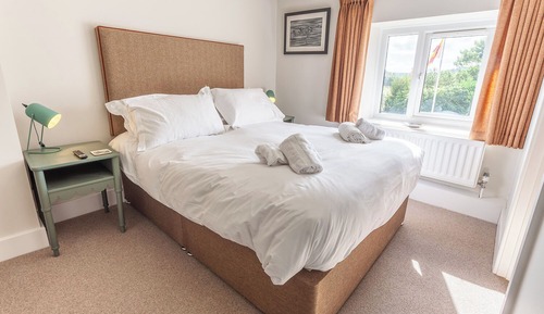 Basic Double Room, Garden View