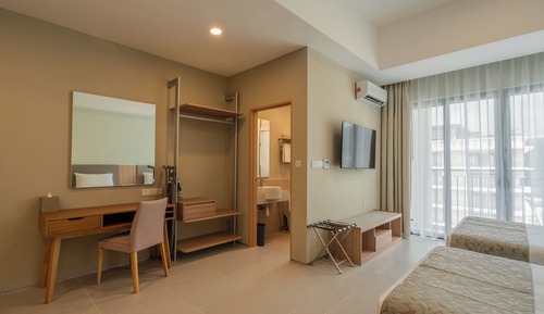 Studio Suite Twin
