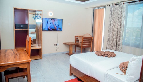 Deluxe Room, Balcony, City View
