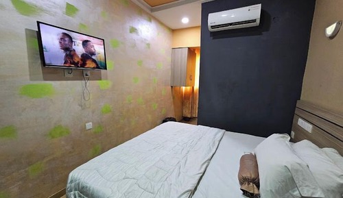 Economy Room, Balcony, City View