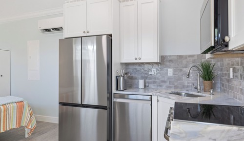 Condo, 1 King Bed, Kitchen