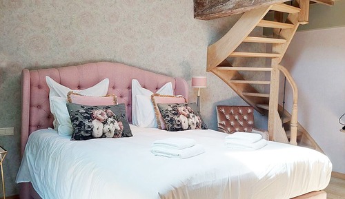 Deluxe Triple Room, Hill View