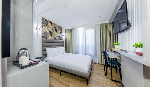 Deluxe Single Room