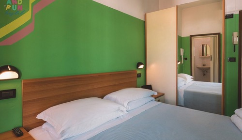 Classic Quadruple Room, Balcony