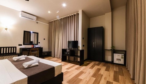 Superior Triple Room, 1 King Bed
