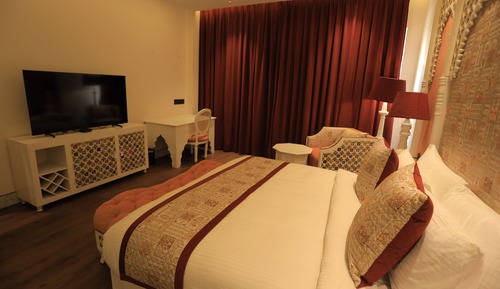 Suite Room