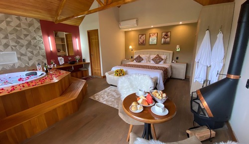 Deluxe Chalet, Mountain View