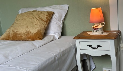 Small Single Room