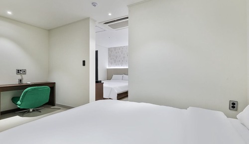 Superior Triple Room