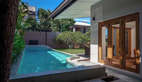 4-Bedroom Villa with a Swimming Pool