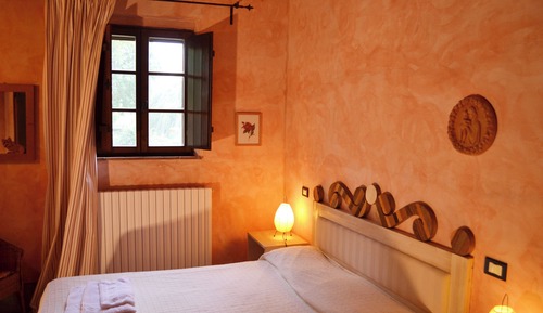 Apartment, Hill View