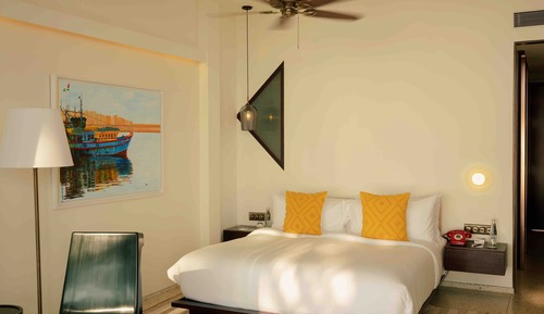 Premier Room