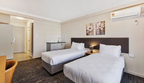 Executive Studio Suite