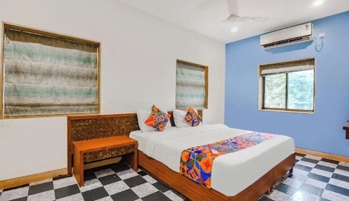 Deluxe Double Room, Pool View