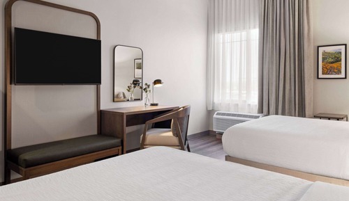 Room, 2 Queen Beds, Mobility Accessible (Hearing Accesible, Roll-In Shower)