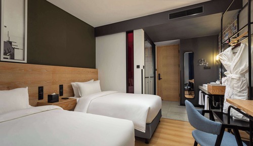 Superior Room, 2 Twin Beds, Non Smoking