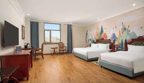 Family Room, Multiple Beds, Non Smoking