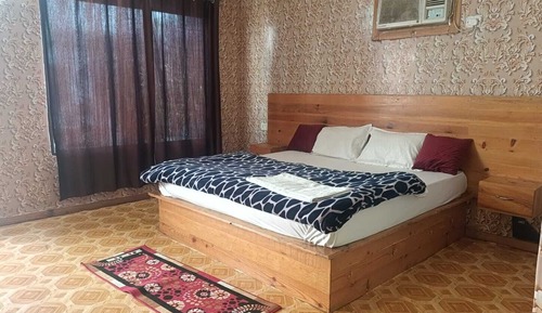 Luxury Room