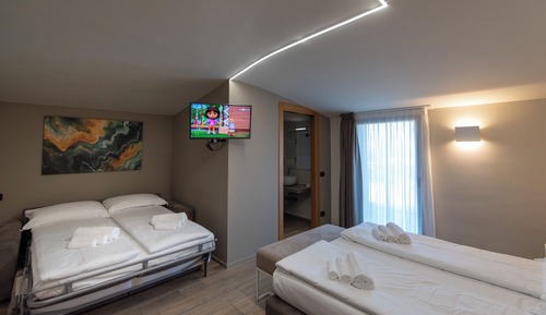 Junior Suite Quadrupla con terrazzo