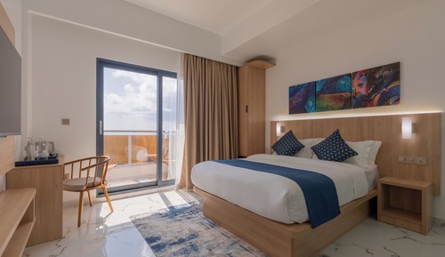 Deluxe Seaview Room with Balcony